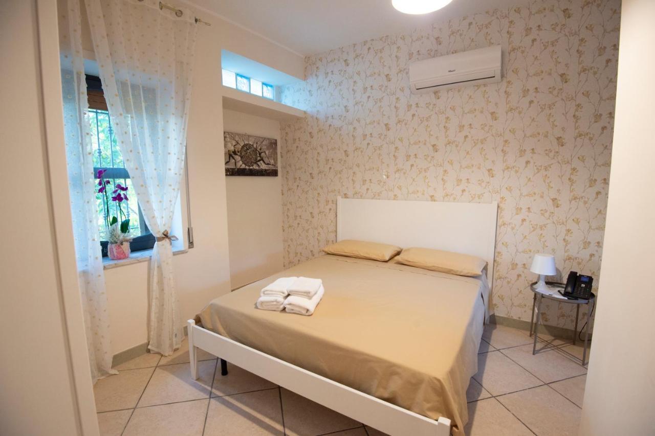 Donna Rosita Hotel San Felice a Cancello ภายนอก รูปภาพ
